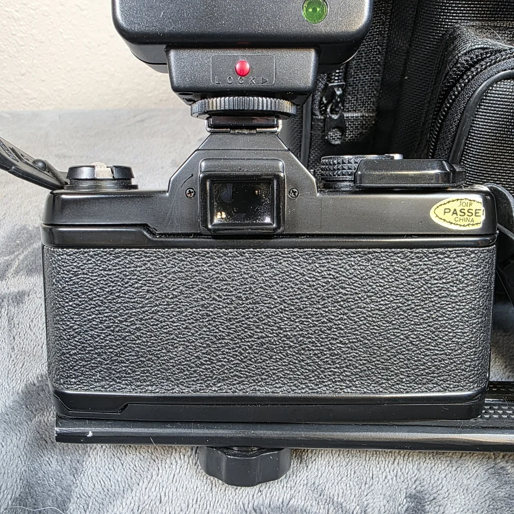 Vivitar V3000S Black Film Camera with Flash